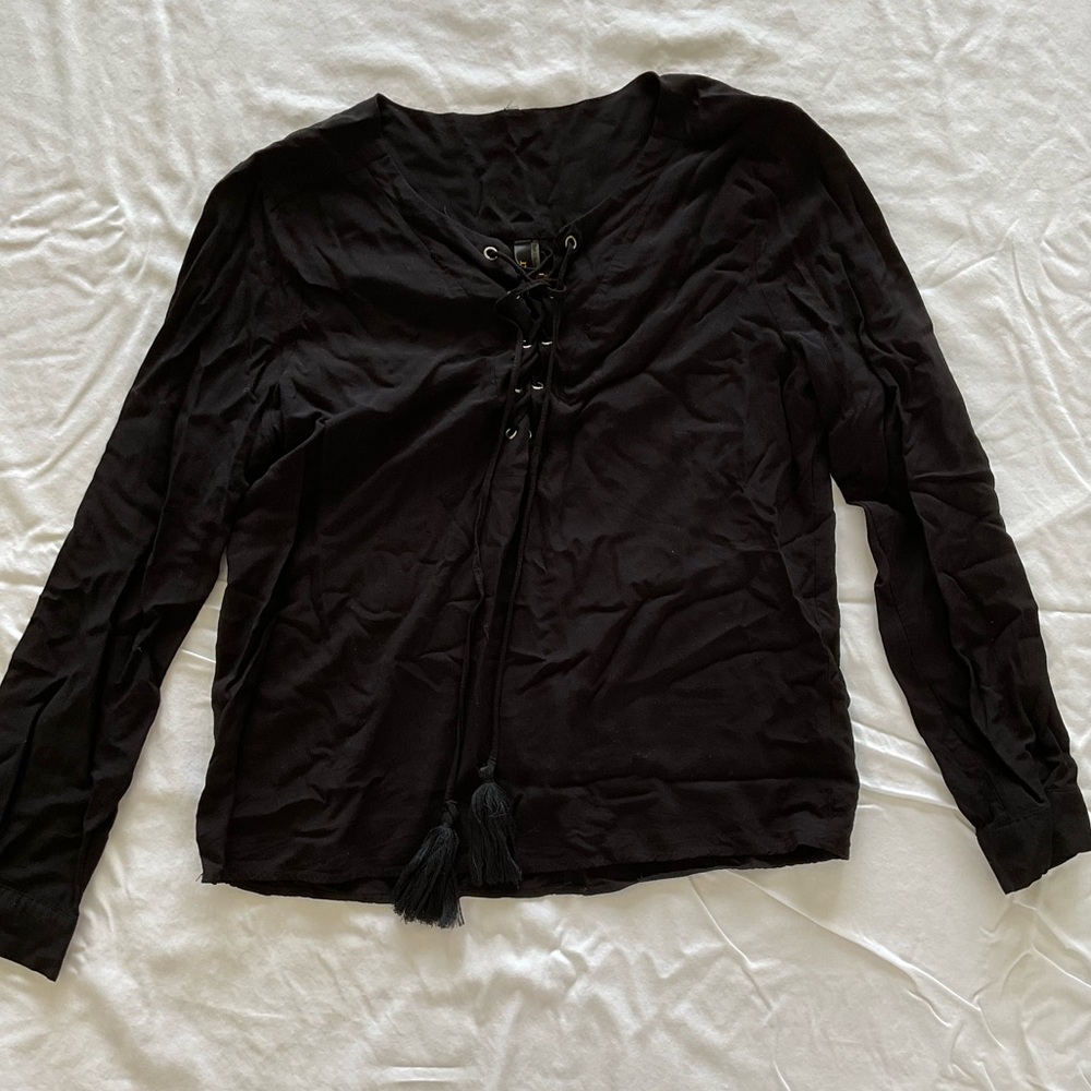 Renee C Black Long Sleeve Tassel Top Shirt (Size Small)